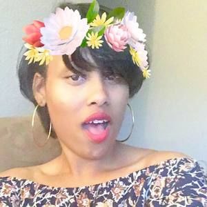 Meet your Posher, Niki